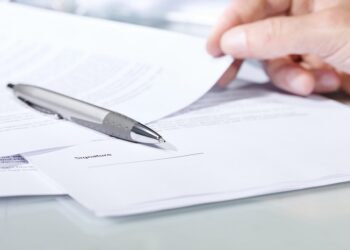 Письмовий переклад документів та текстів в Україні