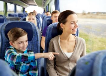 Особенности и тонкости пассажирских перевозок в Польшу с Лео Бус