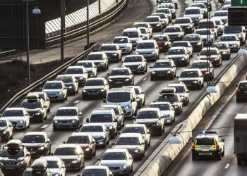 Searching for information about a car by VIN: main parameters and advantages of the service