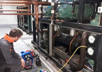 Commercial refrigeration equipment maintenance: rules and features