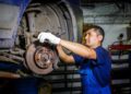 Ефективні методи відновлення гальмівних колодок для вантажівок та великовантажного транспорту