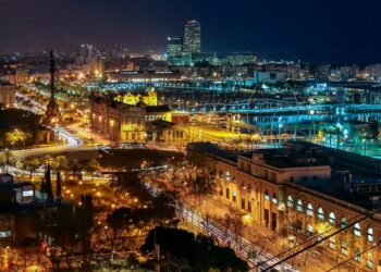 Nightlife as the most attractive part of a trip to Barcelona: which clubs are worth visiting