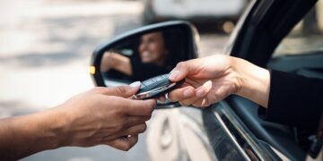 Top mistakes when renting a car in Oman without a deposit or credit card